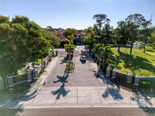 2206 HIGHLAND WOODS DRIVE, Dunedin, FL 34698