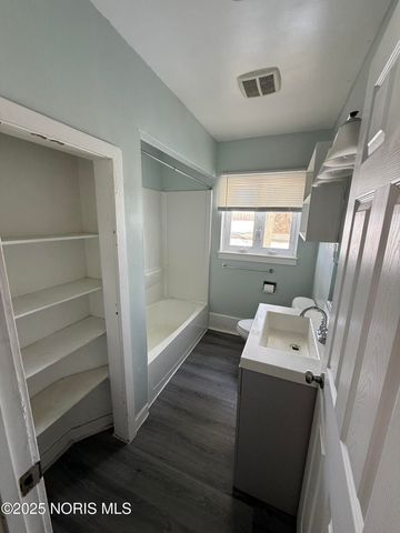 9984 State Route 64, Swanton, OH 43558