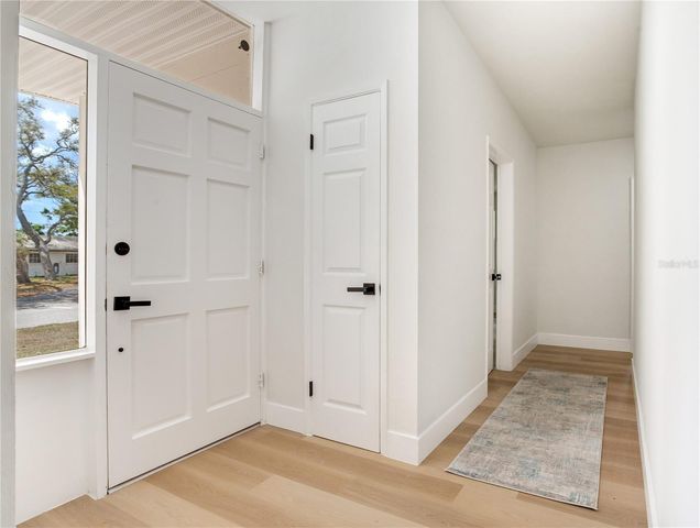 2753 VALENCIA DRIVE, Sarasota, FL 34239