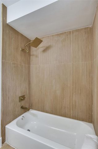 2753 VALENCIA DRIVE, Sarasota, FL 34239