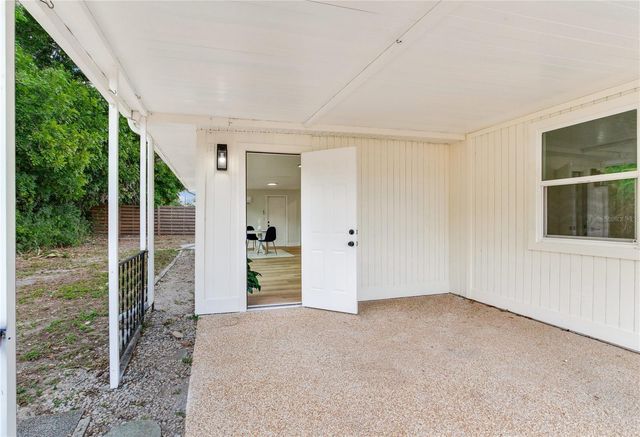 2753 VALENCIA DRIVE, Sarasota, FL 34239