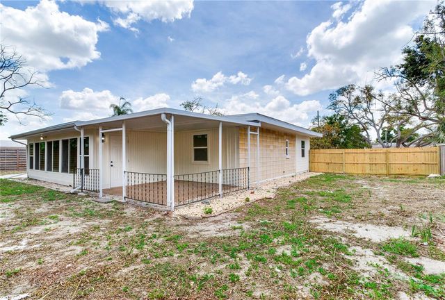 2753 VALENCIA DRIVE, Sarasota, FL 34239