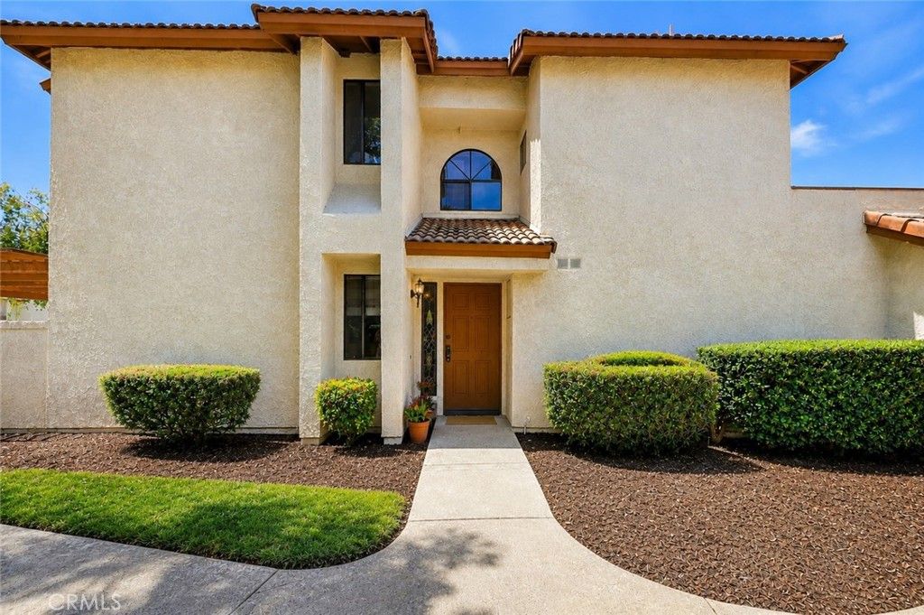 Image 1 of property listing at 854 Endicott, Claremont, CA 91711