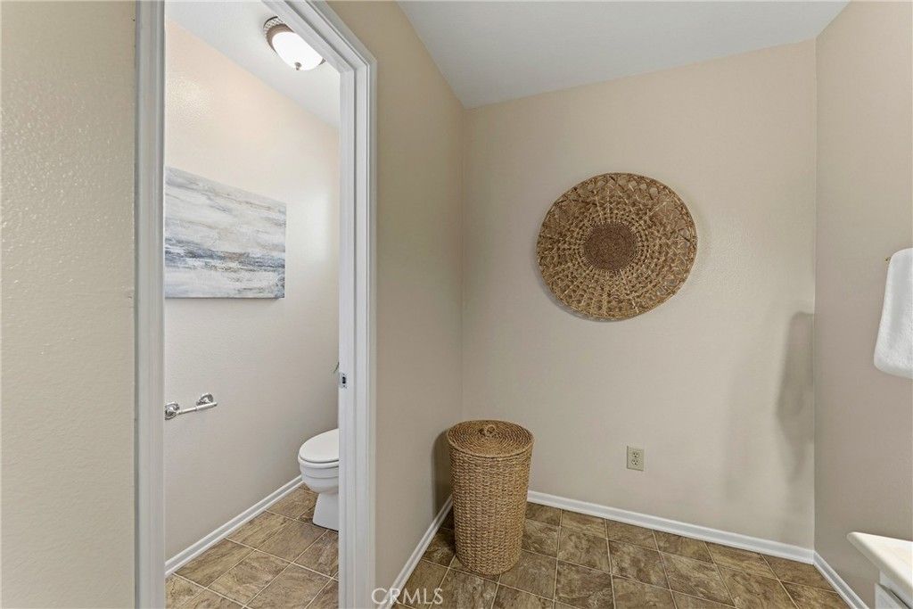 Image 19 of property listing at 854 Endicott, Claremont, CA 91711