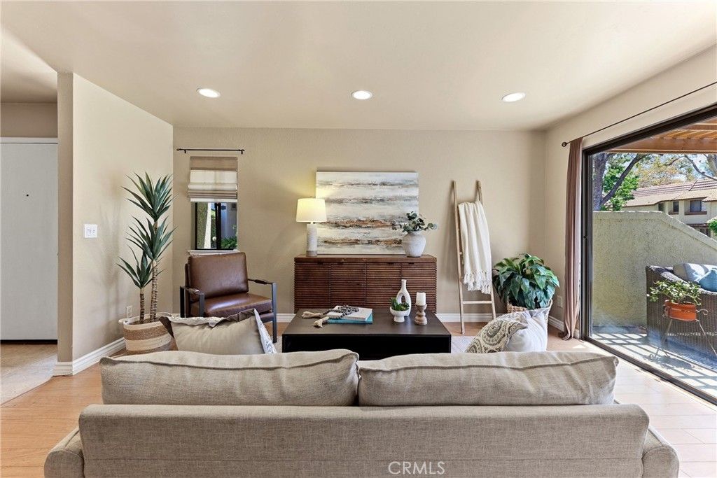 Image 5 of property listing at 854 Endicott, Claremont, CA 91711