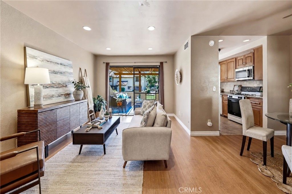 Image 6 of property listing at 854 Endicott, Claremont, CA 91711