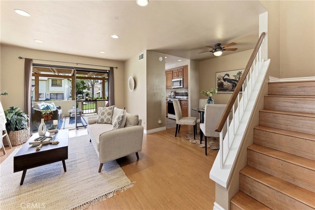 Image 7 of property listing at 854 Endicott, Claremont, CA 91711