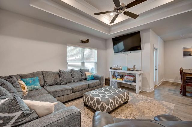 1909 Noleka Court, Navarre, FL 32566