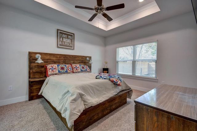 1909 Noleka Court, Navarre, FL 32566