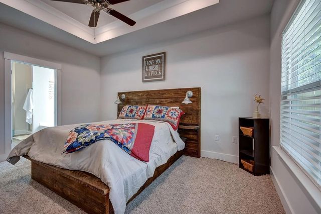 1909 Noleka Court, Navarre, FL 32566