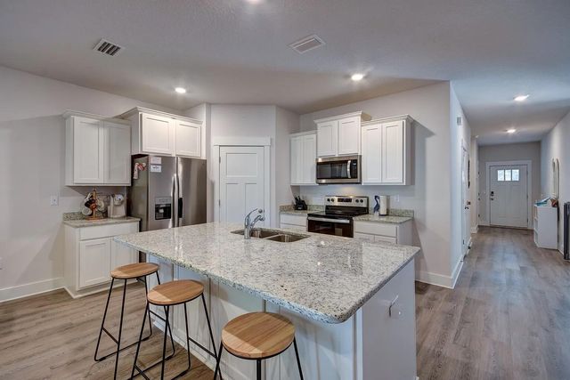 1909 Noleka Court, Navarre, FL 32566