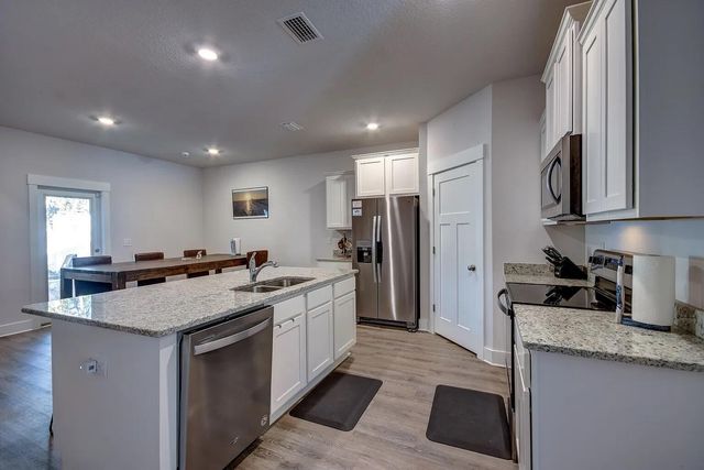 1909 Noleka Court, Navarre, FL 32566