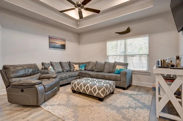 1909 Noleka Court, Navarre, FL 32566