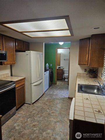 2277 BIG TIMBER Place SE, Port Orchard, WA 98367