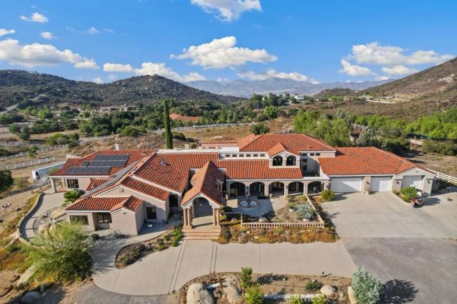 38075 Via Majorca, Murrieta, CA 92562