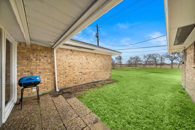4912 Goose Creek Drive, Baytown, TX 77521