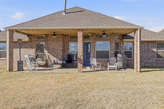 9032 NW 79th Terrace, Yukon, OK 73099