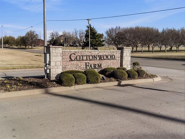 9032 NW 79th Terrace, Yukon, OK 73099