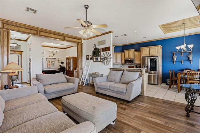 9032 NW 79th Terrace, Yukon, OK 73099