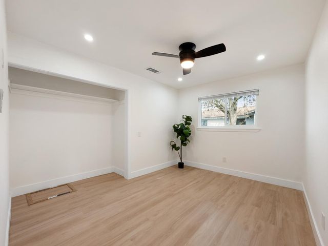 2343 S Sacramento St, Stockton, CA 95206