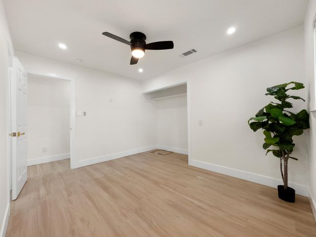 2343 S Sacramento St, Stockton, CA 95206