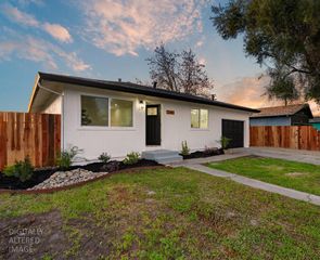 2343 S Sacramento St, Stockton, CA 95206