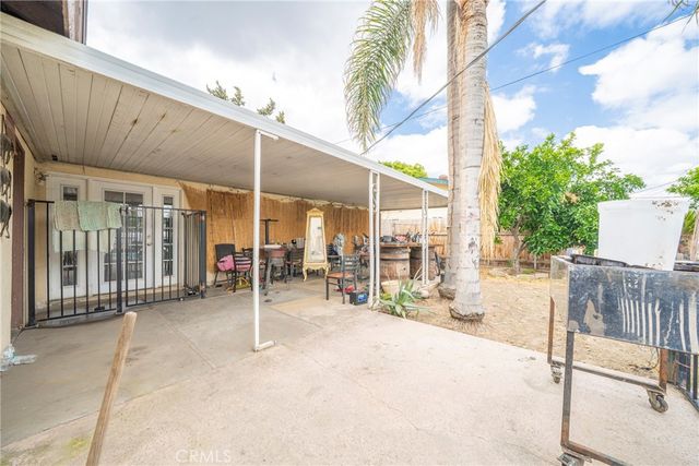 3520 Planz Road, Bakersfield, CA 93309