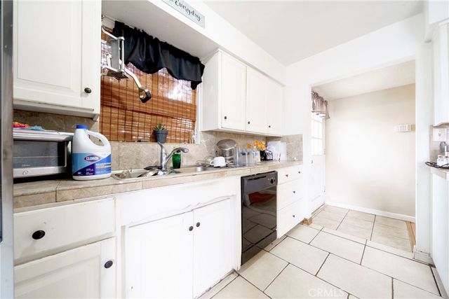 3520 Planz Road, Bakersfield, CA 93309