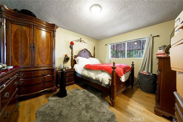 3520 Planz Road, Bakersfield, CA 93309