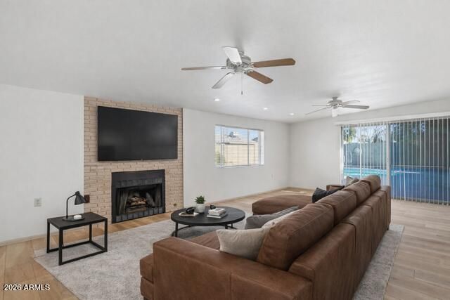 4144 W STATE Avenue, Phoenix, AZ 85051