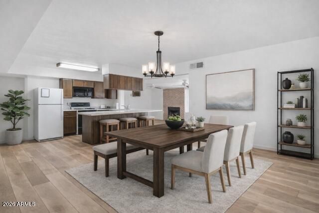 4144 W STATE Avenue, Phoenix, AZ 85051