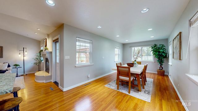 2520 E 3707 N, Twin Falls, ID 83301