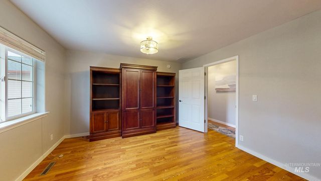 2520 E 3707 N, Twin Falls, ID 83301