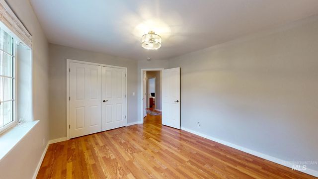 2520 E 3707 N, Twin Falls, ID 83301