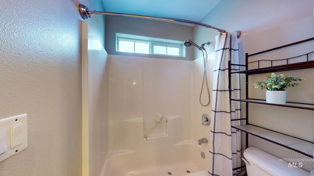 2520 E 3707 N, Twin Falls, ID 83301