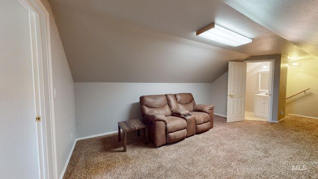 2520 E 3707 N, Twin Falls, ID 83301