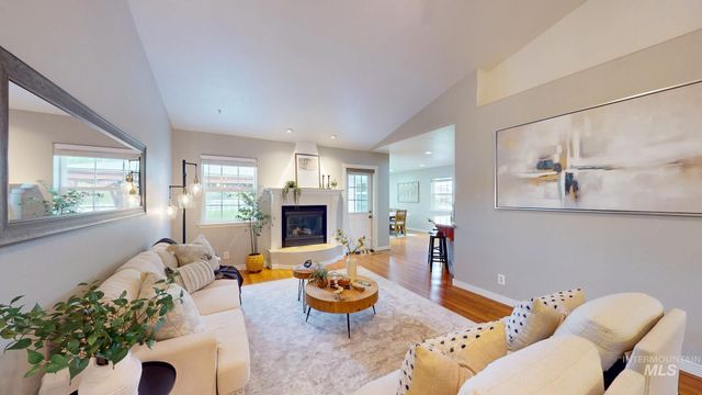 2520 E 3707 N, Twin Falls, ID 83301