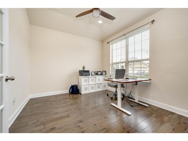 158 Senna DR, Dripping Springs, TX 78620