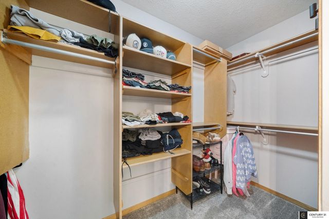 21844 Bobwhite Avenue, Gretna, NE 68028