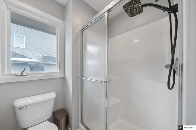 21844 Bobwhite Avenue, Gretna, NE 68028