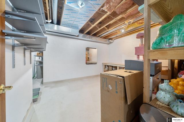 21844 Bobwhite Avenue, Gretna, NE 68028