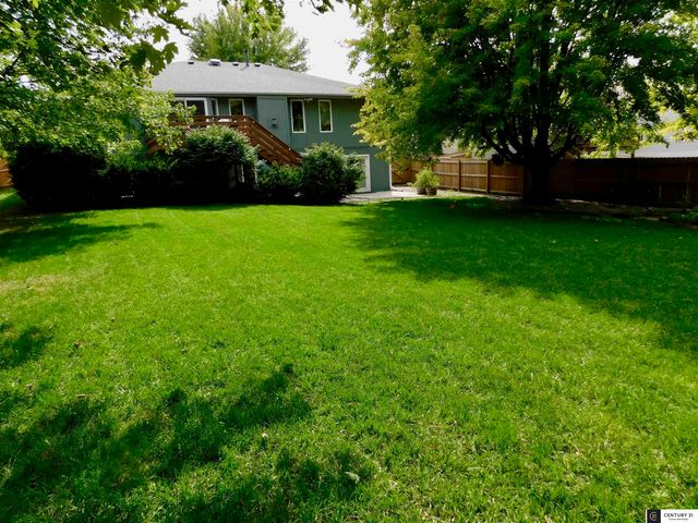 21844 Bobwhite Avenue, Gretna, NE 68028