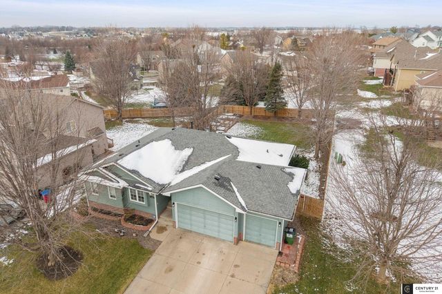 21844 Bobwhite Avenue, Gretna, NE 68028