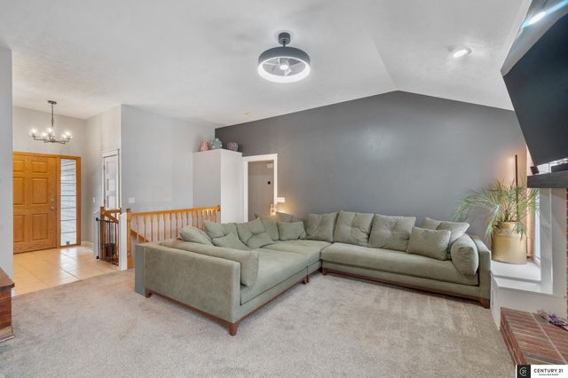 21844 Bobwhite Avenue, Gretna, NE 68028