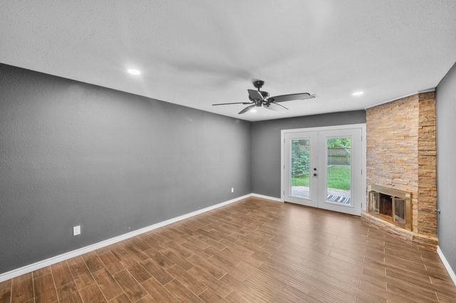 10519 Fawnview Drive, Houston, TX 77070