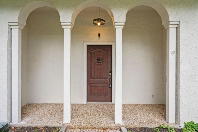 10519 Fawnview Drive, Houston, TX 77070