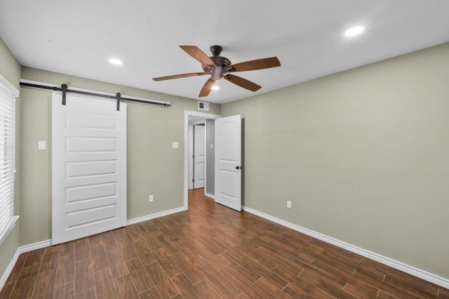 10519 Fawnview Drive, Houston, TX 77070