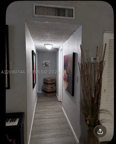 17901 NW 68th Ave R105, Hialeah, FL 33015
