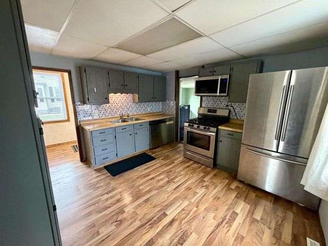 320 W Brodhead Street, Orfordville, WI 53576