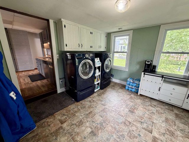 320 W Brodhead Street, Orfordville, WI 53576